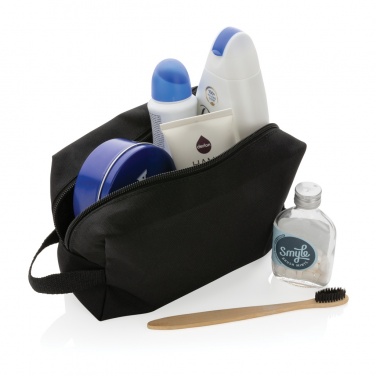 Logotrade Firmengeschenke das Foto: Impact AWARE™ Basic RPET Kulturtasche