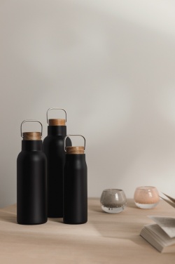 Logotrade werbemittel das Foto: VINGA Ciro RCS recycelte Vakuumflasche 580ml