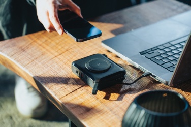 Logotrade promotional product picture of: Urban Vitamin Oxnard 5 in 1 65W universal charger