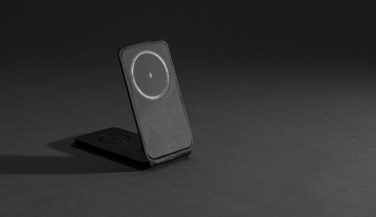 Logotrade promotional gift image of: Swiss Peak RCS rPU 15W  3-in-1 magnetic wireless charger