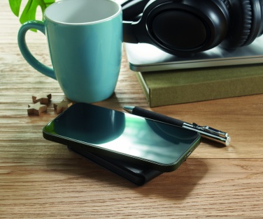 Logo trade promotional giveaways image of: Foldable magnetic charger 15W