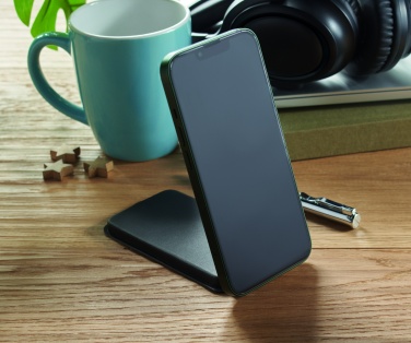 Logotrade promotional products photo of: Foldable magnetic charger 15W