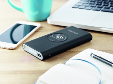 Logotrade corporate gifts photo of: Wireless power bank Type C