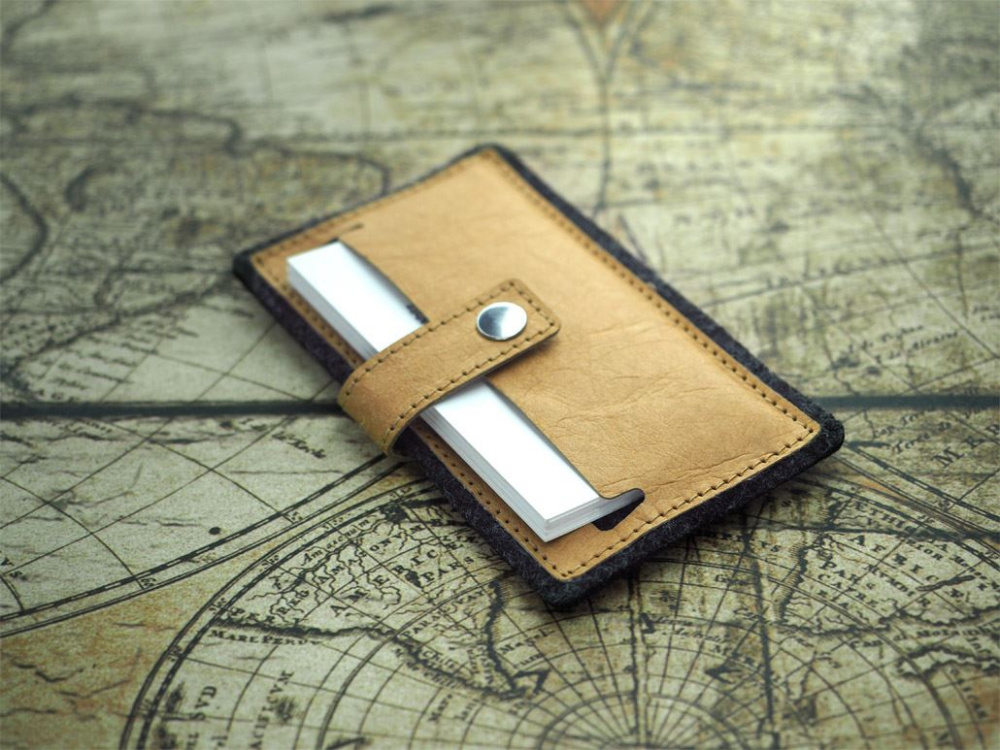 Logotrade promotional giveaway image of: Business card holder 1324140