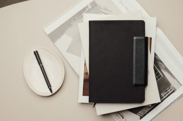 Logo trade promotional merchandise picture of: VINGA Marlow GRS notebook