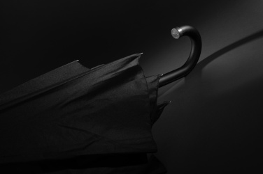 Logotrade corporate gift picture of: Swiss Peak Vero Aware™ RPET 25” umbrella w luxe handle