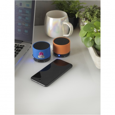 Logotrade reklaamtooted pilt: Duck silindrikujuline puutel pehme Bluetooth® kõlar