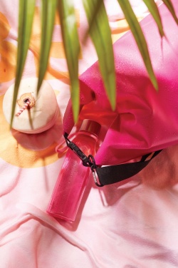 Logo trade firmakingi pilt: VINGA Lean tritaanist veepudel