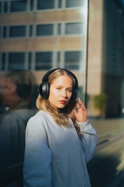 Logo trade reklaamtooted foto: Urban Vitamin Cupertino RCS rplast ANC kõrvaklapid