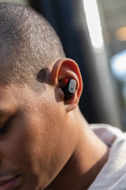 Logo trade reklaamkingid foto: Urban Vitamin Gilroy hübriidsed ANC ja ENC kõrvaklapid