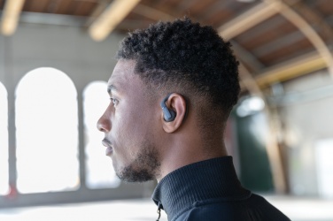 Logotrade reklaamtoote foto: Urban Vitamin Pacifica RCS plastikust kõrvaklapid