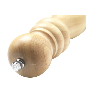 Logotrade meene foto: Louna puidust soola- ja pipraveski