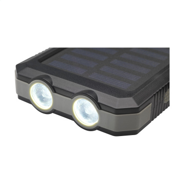 Logotrade ärikingi foto: Trail RCS päikesepatareiga akupank Compass 8000