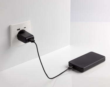Logotrade ärikingitused pilt: Boostcore RCS taaskasutatud plastist akupank 10 000 mAh USB C