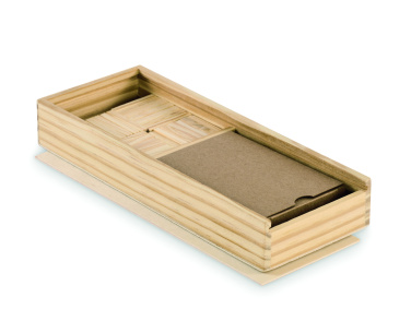 Logotrade firmakingituse foto: Doomino mängu ja mängukaartide komplekt