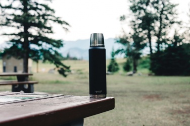 Logotrade liikelahjat mainoslahjat tuotekuva: Kuparinen Swiss Peak Elite -termospullo - 1 l