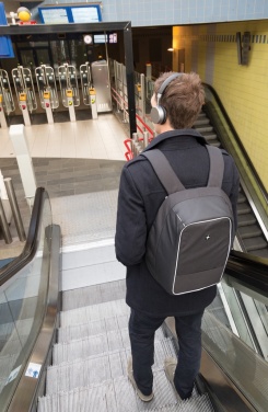 Logotrade liikelahjat kuva: Swiss Peak AWARE™ 15.6" varkaudenesto tietokonereppu