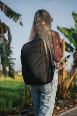 Logotrade liikelahja tuotekuva: Swiss Peak AWARE™ moderni 15.6" tietokonereppu