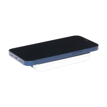 Logo trade liikelahja mainoslahja tuotekuva: Force Magnetic RCS kierrätetty langaton Powerbank 5000
