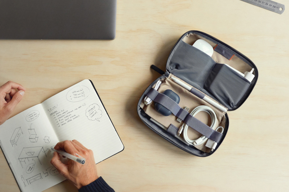 Logo trade mainoslahjat ja liikelahjat kuva: Bellroy Tech Kit