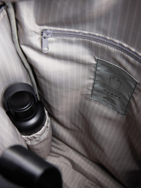 Logo trade liikelahjat mainoslahjat kuva: VINGA Baltimore RCS-reppu