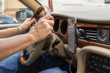 Logo trade liikelahja kuva: PowerCruze RCS, 15 W magneettinen auton latausteline