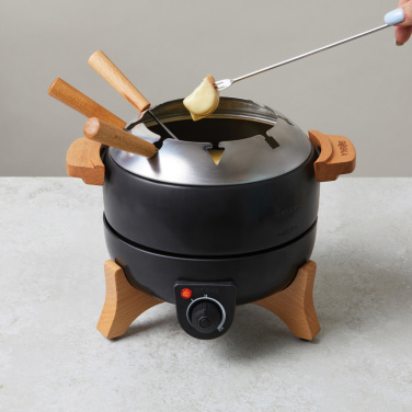 Logotrade mainoslahjat ja liikelahjat tuotekuva: BOSKA sähköinen fondue-setti - 2,3 l (EU-tyyppi F)