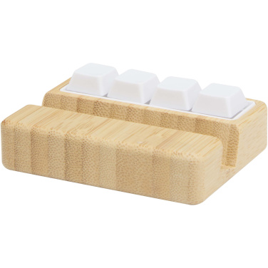 Logo trade mainoslahjat tuotekuva: Algol kierrätetystä muovista valmistettu puhelinjalusta ja hypistelylelu bambuyksityiskohdilla