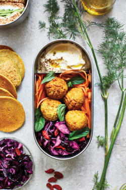 Logotrade mainoslahjat ja liikelahjat tuotekuva: Black+Blum teräksestä valmistettu kaksiosainen eväsrasia