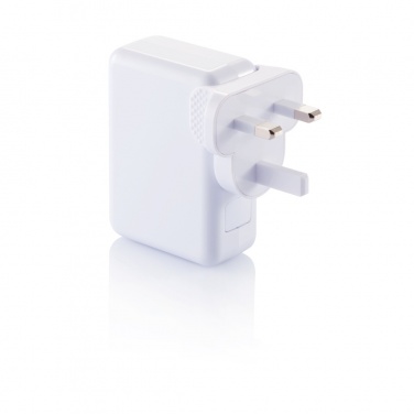 Logotrade reklaminės dovanos nuotrauka: Kelioninis kištukas su 4 USB prievadais