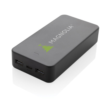 Logotrade biznesa dāvanas foto: Boostcore RCS otrreizējās plastmasas barošanas bloks 20 000 mAh USB C