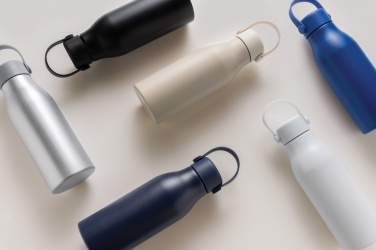 Лого трейд pекламные подарки фото: Бутылка Pluto RCS из переработанного алюминия 680 мл