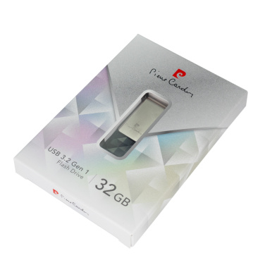 Логотрейд pекламные подарки картинка: ФЛЭШ-НАКОПИТЕЛЬ PIERRE CARDIN USB 32 ГБ