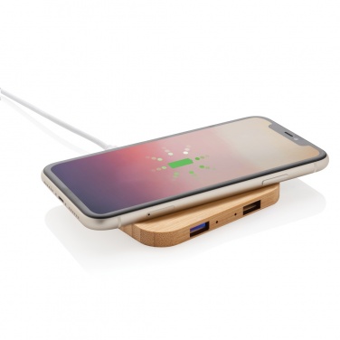 Logotrade kampanjprodukter bild: 5W trådlös laddare i bambu med USB