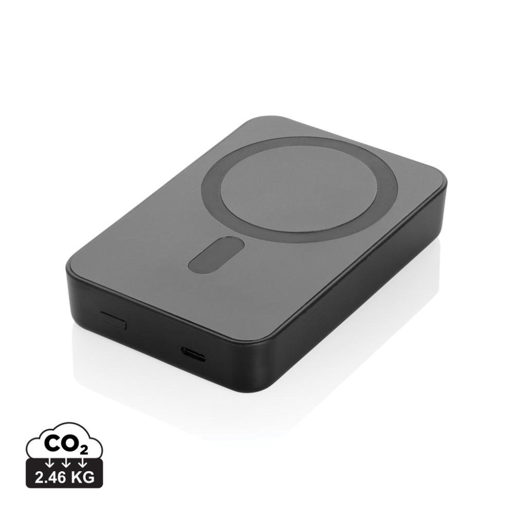 Logotrade profilreklam bild: Amporia RCS plast 10 000 mAh magnetisk powerbank