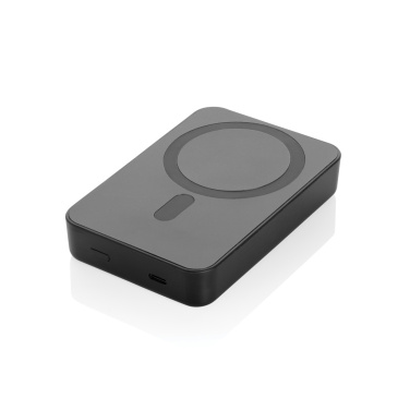 Logotrade profilreklam bild: Amporia RCS plast 10 000 mAh magnetisk powerbank