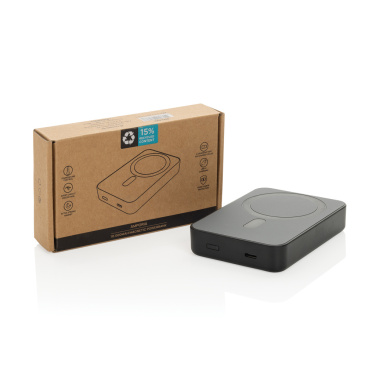 Logotrade presentreklam bild: Amporia RCS plast 10 000 mAh magnetisk powerbank